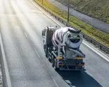 Kierowca betoniarki: Prawo jazdy, operator, zarobki. Pełny poradnik