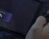Gracz gra w Elden Ring na Nintendo Switch, zdobywając nowy przedmiot "Tarnished's Furled Finger".
