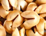 Jakie wróżby do ciastek? Gotowe teksty, przepis i porady!