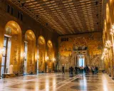 Złota Sala w Ratuszu w Sztokholmie, idealne miejsce na zwiedzanie podczas weekendu w Sztokholmie.