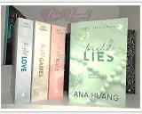 Libri di Ana Huang: "Twisted Love", "Twisted Games", "Twisted Hate" e "Twisted Lies". La trama di "Twisted Games" è avvincente.