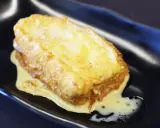 Torrija dorada y jugosa, bañada en una deliciosa salsa, ¡las mejores torrijas para disfrutar!
