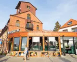 Restauracja "Spichlerz" w Ustce, jedna z atrakcji miasta, zaprasza do swoich wnętrz.