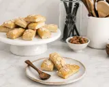 Délicieux financiers aux amandes, parfaits pour une recette gourmande.