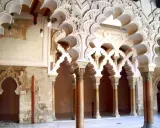 Palacio de la Aljafería: Horarios, precios y cómo visitarlo gratis