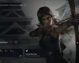 Lara Croft z łukiem i płonącą strzałą w grze Tomb Raider: Definitive Edition.