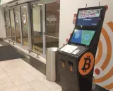 Terminal do zakupu i sprzedaży Bitcoin. Sprawdź opinie o flyingatom.shop, gdzie kupisz gadżety z motywem kryptowalut.