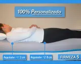 Demostración de como dormir de lado correctamente en un colchón 100% personalizado, con reguladores de firmeza.