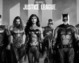 La Justice League di Zack Snyder: Superman, Aquaman, Wonder Woman, Flash, Batman e Cyborg pronti all'azione.