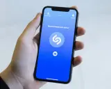 Jak znaleźć piosenkę? Twoja supermoc do identyfikacji muzyki