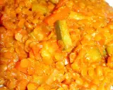 Un plat réconfortant de lentilles corail mijotées avec des carottes et des courgettes, une explosion de saveurs et de couleurs.