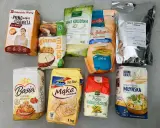 Różne rodzaje mąk: pszenna pełnoziarnista, kokosowa, orkiszowa, ryżowa, owsiana, kukurydziana. Idealne, by wybrać jaka mąka do naleśników fit.