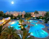 Oliva Nova Beach & Golf Hotel: lujo frente al mar y golf excepcional
