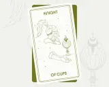 Rycerz Pucharów Tarot: hełm, puchar i dłoń w zbroi na tle gwiazd.