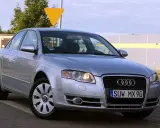 Srebrne Audi A4 B6 2.0 benzyna, gotowe do jazdy.