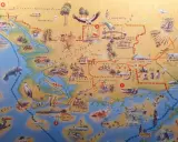Mapa turystyczna Everglades z zaznaczonymi atrakcjami, zwierzętami i szlakami.