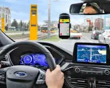 Aplikacje ostrzegające o kontrolach: Yanosik, Waze które wybrać?