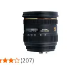 Obiettivo zoom Sigma 24-70mm 1:2.8 DG HSM, ideale per ritratti e paesaggi.