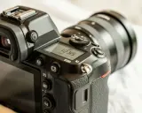 Jak sprawdzić przebieg aparatu Nikon? Poznaj licznik migawki i stan!