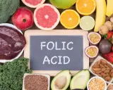 Wiele produktów bogatych w kwas foliowy, jak wątróbka, brokuły, szpinak, cytrusy, orzechy i nasiona. Zastanawiasz się nad kwas foliowy skutki uboczne?