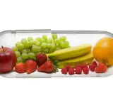 Owoce w kapsule: jabłko, winogrona, truskawki, maliny, banany, pomarańcza. Czy to naturalne źródło witamin, czy może coś o puryny co to?