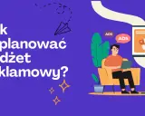 Mężczyzna planuje budżet reklamowy, analizując wady i zalety reklamy internetowej.