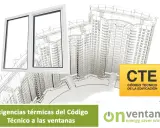 Ventana blanca de doble cristal frente a un boceto de edificio. El CTE exige eficiencia en las ventanas.