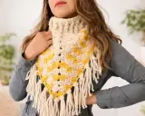 Bufandas de ganchillo fáciles con flecos, en crema y amarillo, lucen geniales.