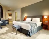 Hotel Exe Isla Cartuja: ¿El mejor para tu evento o familia?