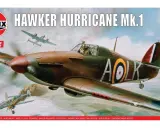 Airfix-Modellbausatz: Hawker Hurricane Mk.1 im Flug, ein ikonisches Jagdflugzeug, das im Kampf gegen feindliche Flugzeuge eingesetzt wird.