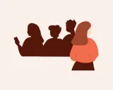 En kvinna vänder ryggen åt en grupp silhuetter, en av dem tittar på sin telefon. Ibland duger inte ens det.