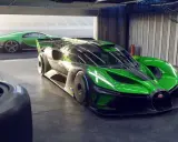 Grüner Bugatti Bolide im Rennstall. Sein geringes Bugatti Bolide Gewicht macht ihn zum ultimativen Track-Tool.