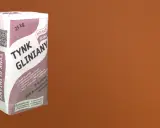 Worek tynku glinianego. Produkt naturalny, bez chemii. Zwróć uwagę na potencjalne wady tynku glinianego, takie jak wrażliwość na wilgoć.