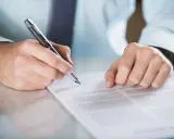 Co to jest formalnoprawny? Zrozum i zabezpiecz swoje interesy