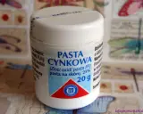 Maść cynkowa na pryszcze: Hit czy mit? Jak stosować dla efektów?