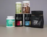Verschiedene Proteinshakes, darunter ein "Whey Protein" von ESN und ein "Whey Protein 360° Extreme" von Protein Works.
