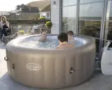 Jacuzzi Lay-Z-Spa Palm Springs: Opinie, koszty, czy warto?