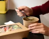 Co to jest catering? Rodzaje, korzyści, jak wybrać firmę