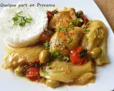 Délicieuse recette raffinée avec du poulet, riz, fenouil braisé, tomates cerises et olives. Un plat savoureux qui évoque la Provence.