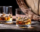 Whisky: Ile kalorii ma 100 ml? Czy zrujnuje Twoją dietę?