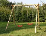 Huśtawka ogrodowa DIY: Jak zbudować stabilny stelaż krok po kroku?