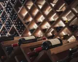 Jak przechowywać wino? Ekspert radzi, by smak zachwycał latami