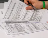 Podatek od najmu mieszkania: Jak rozliczyć ryczałt i uniknąć kar?