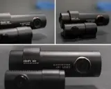Dwie kamery samochodowe Blackvue DR900X-2CH w zbliżeniu, jedna z nich z napisem "4K UHD".