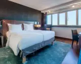 Radisson Blu Hamburg: Panoramablick, Lage & Top-Angebote