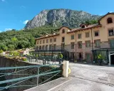 La Hermida balneario: Relájate y sana con aguas termales únicas