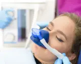 Znieczulenie u dentysty: Bezpieczne fakty, które rozwieją Twój lęk