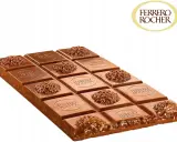 Tabliczka czekolady Ferrero Rocher z orzechami i kremowym nadzieniem. Zastanawiasz się nad ferrero rocher kcal?