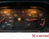 Testigo de calentadores encendido en el tablero. El coche necesita revisión.