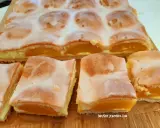 Ciasto z brzoskwiniami Joli: 3 przepisy, które zawsze się udają!